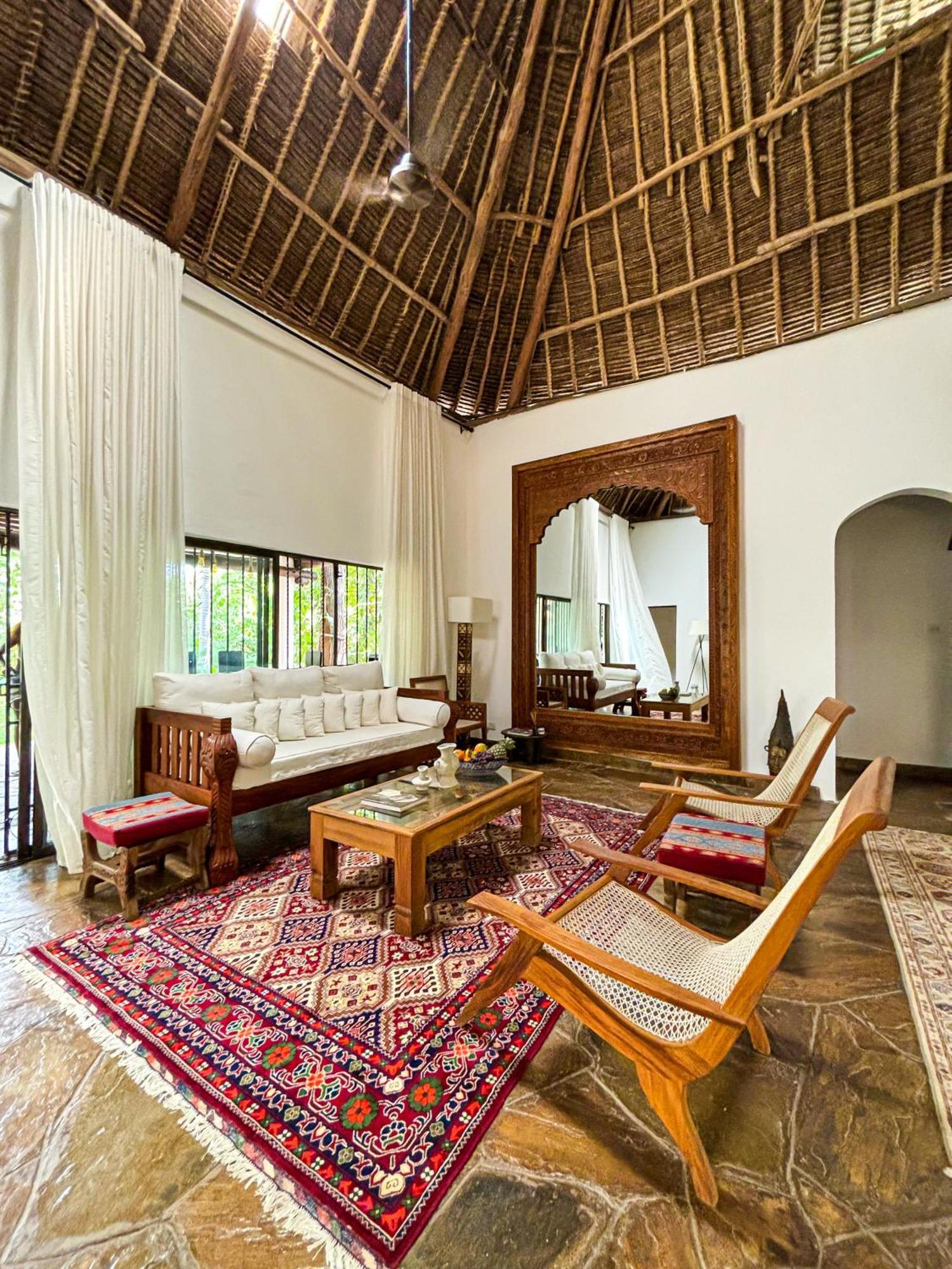 Sega House, A Beautifully Curated Haven In Diani Villa Diani Beach Exterior photo